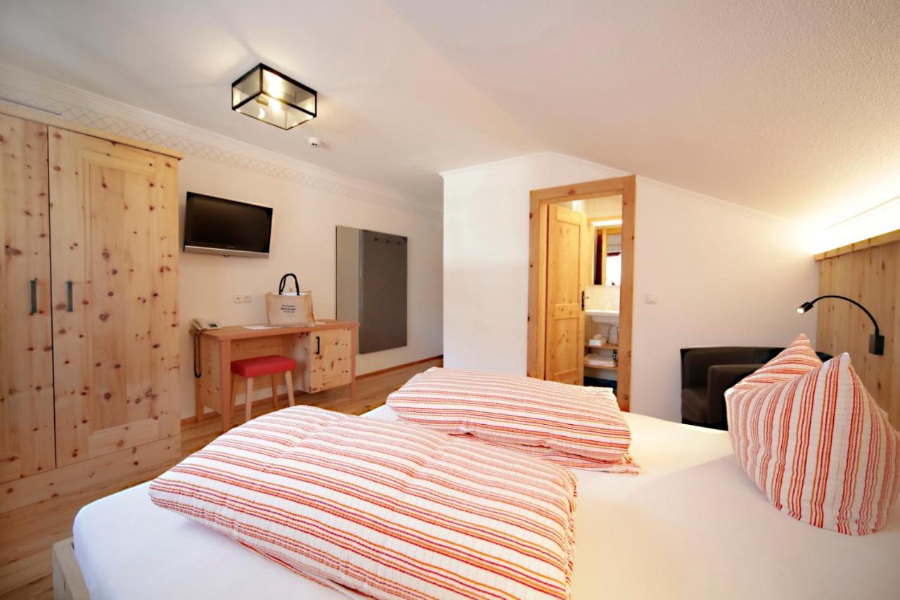 Hotel Gasthof Unterwoeger Obertilliach Kültér fotó